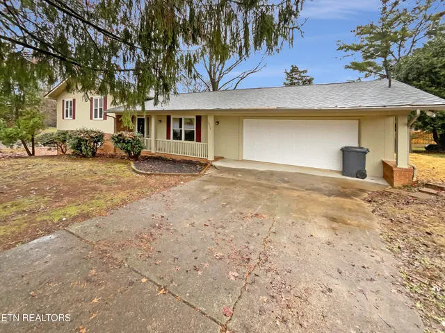 $415,000 | 1012 Kensington Boulevard, Maryville, TN 37803