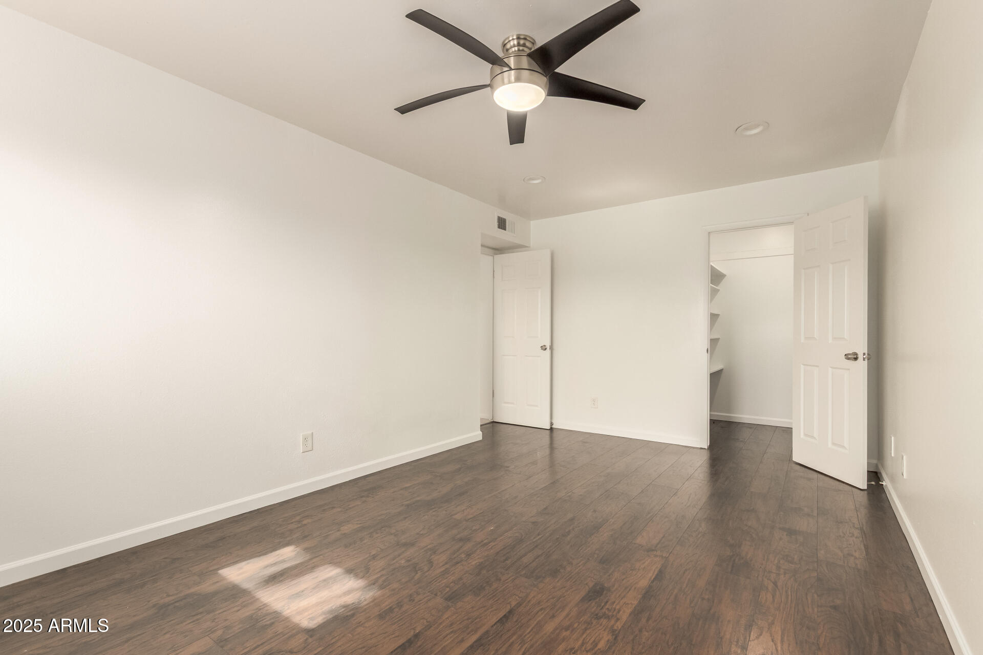 4776 North 20th Avenue Phoenix, AZ 85015 - Photo 11 of 32 14-20th