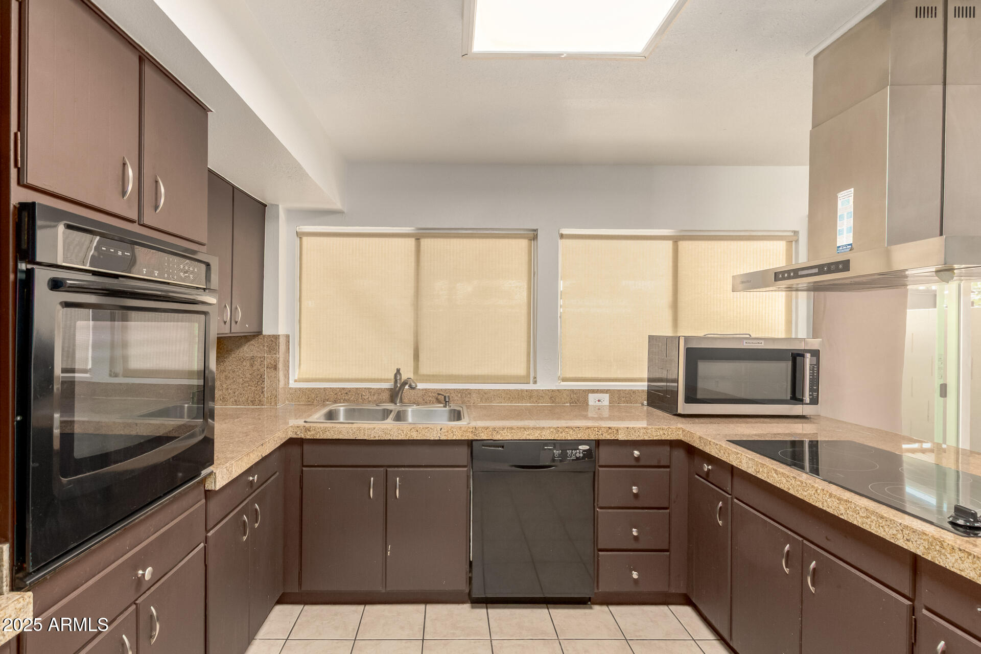 4776 North 20th Avenue Phoenix, AZ 85015 - Photo 8 of 32 11-20th