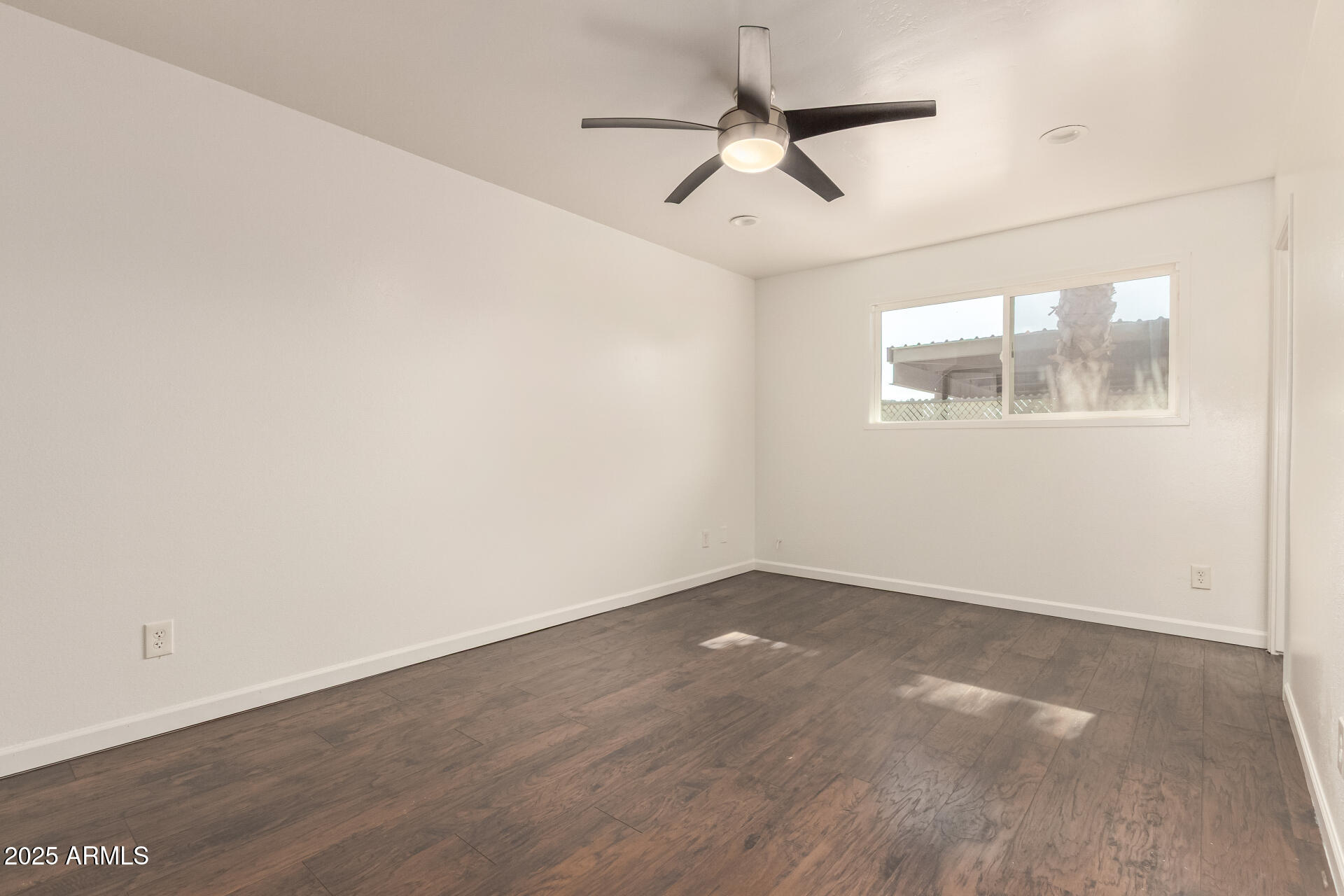 4776 North 20th Avenue Phoenix, AZ 85015 - Photo 9 of 32 12-20th