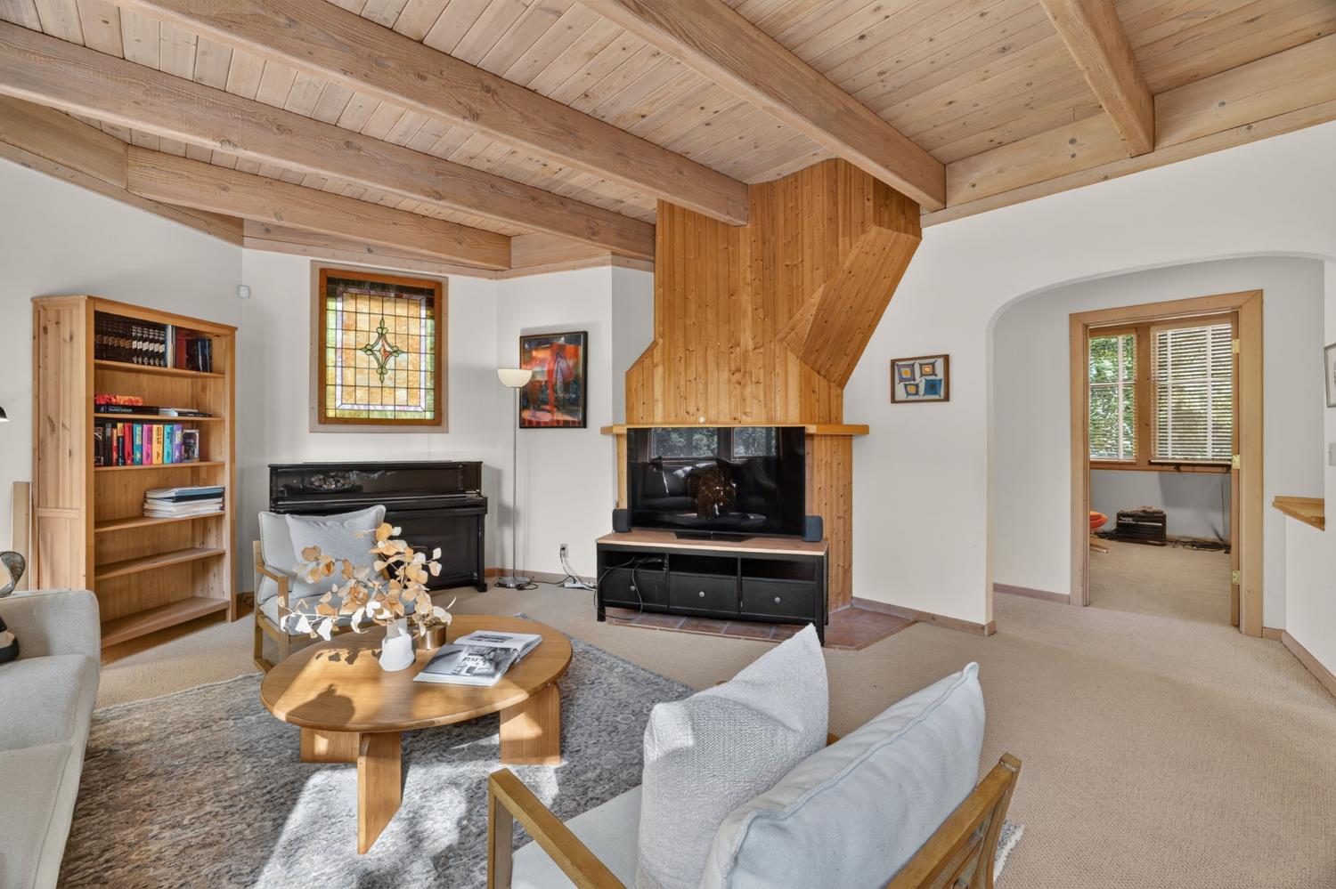 3940 Bannister Road Fair Oaks, CA 95628 - Photo 7 of 78 Gallery Image 7