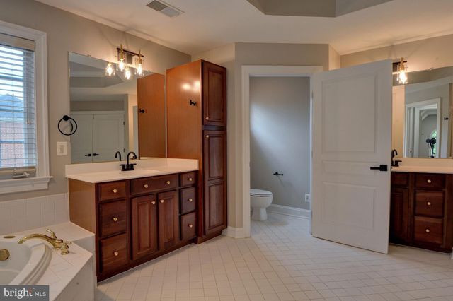 $2,420,000 | 1365 Hardison Lane, McLean, VA 22102