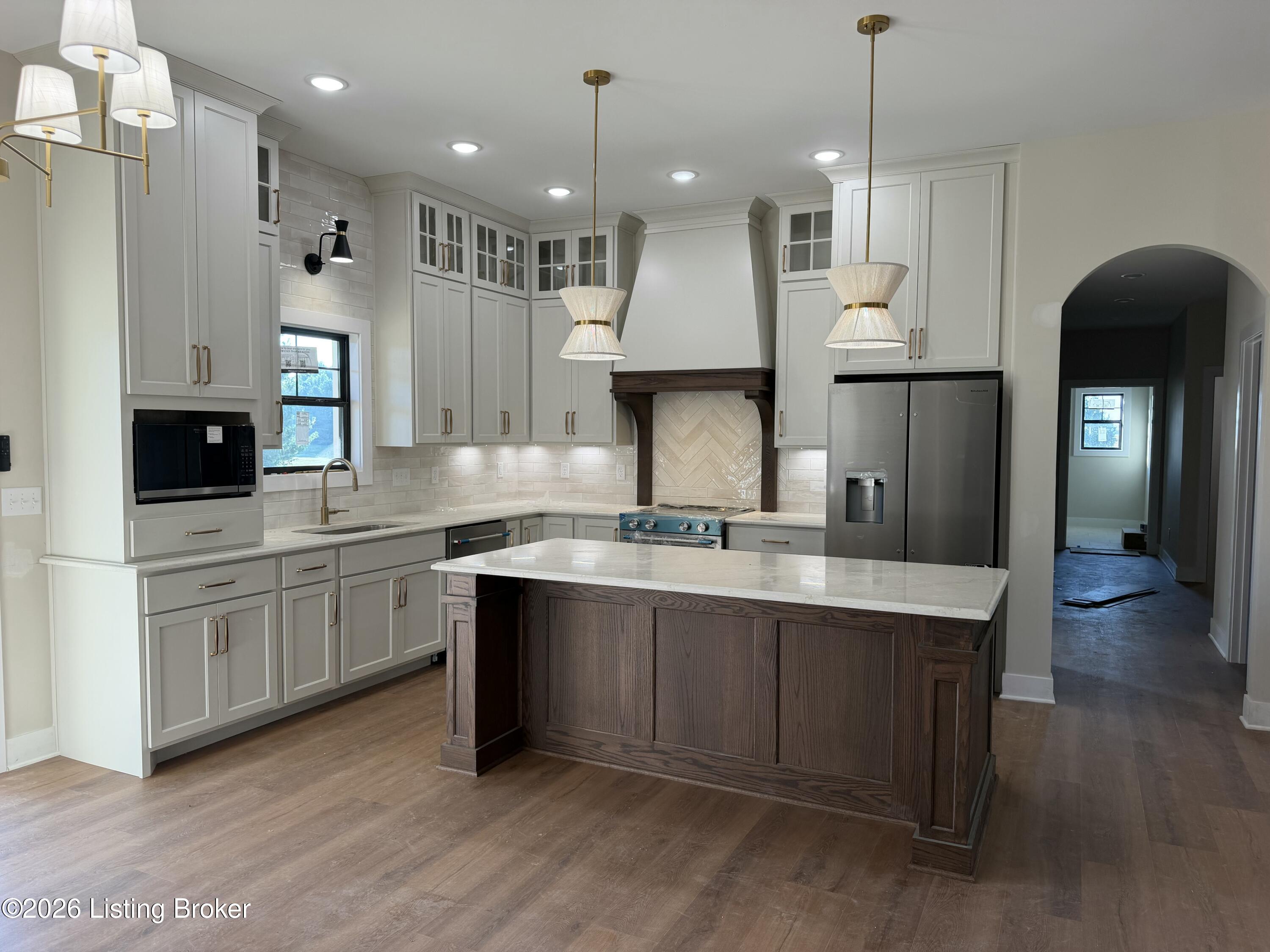 2492 Roundtop Road Elizabethtown, KY 42701 - Photo 5 of 18 IMG_2235