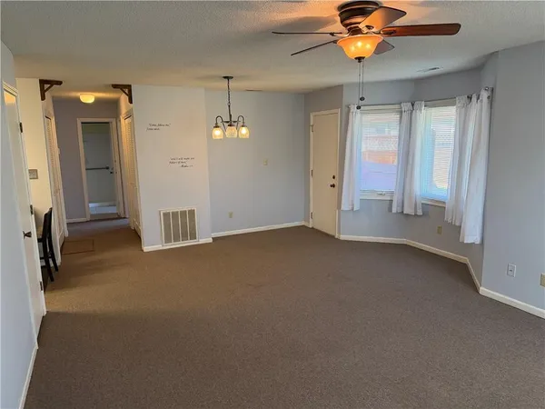 $175,000 | 4016 10th Avenue, Leavenworth, KS 66048