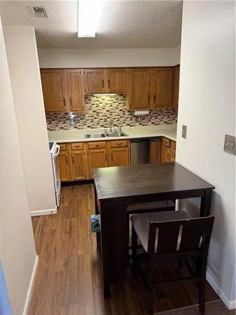 $175,000 | 4016 10th Avenue, Leavenworth, KS 66048