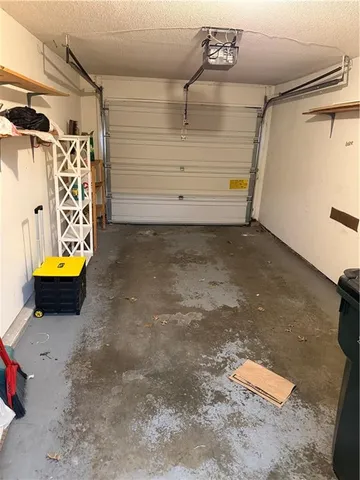 $180,000 | 4016 10th Avenue, Leavenworth, KS 66048