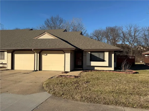 $175,000 | 4016 10th Avenue, Leavenworth, KS 66048