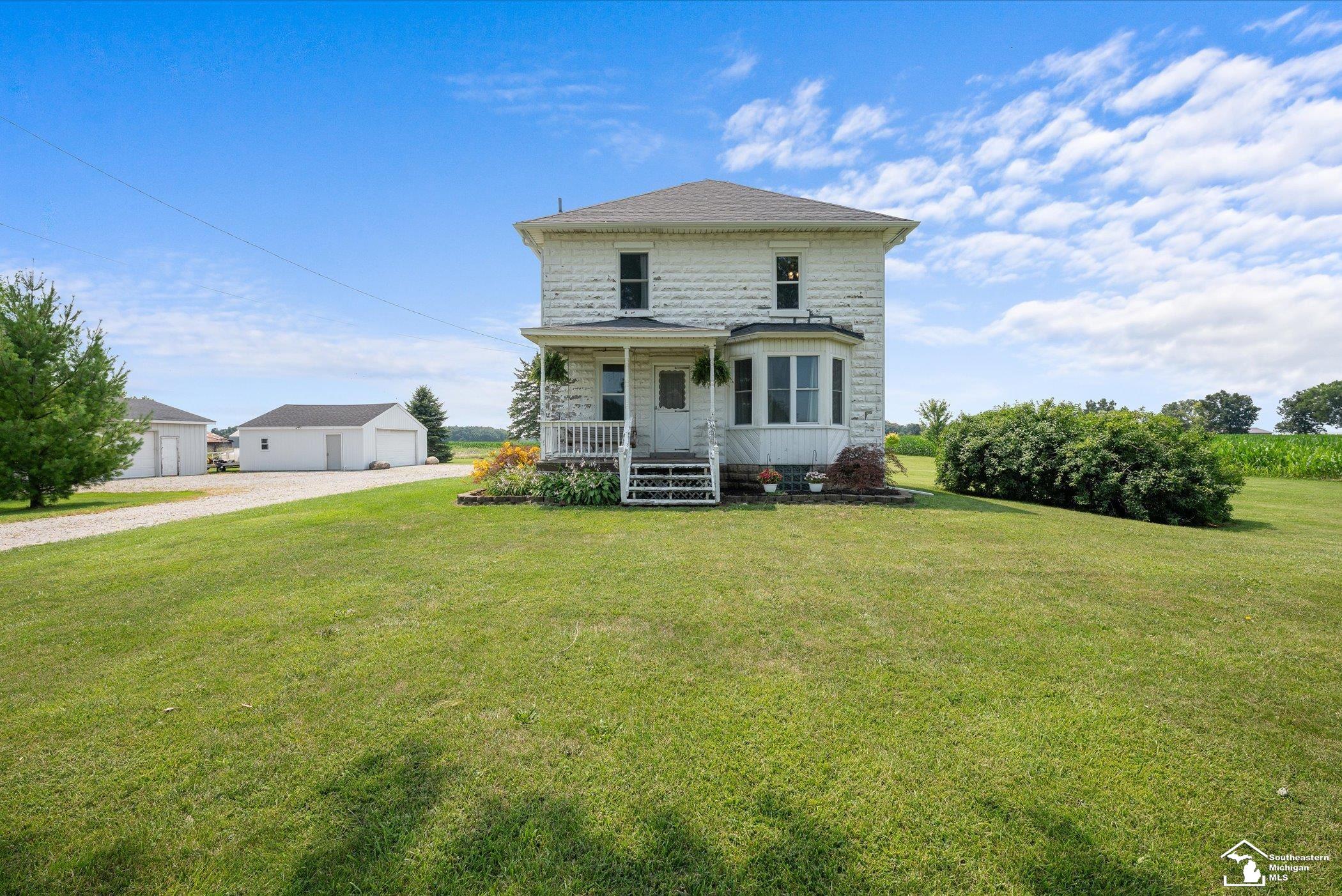 9515 Allison Road Maybee, MI 48159 - Photo 5 of 38 50214938-f7a6c4af-d88a-43df-9635-3d0673d39606.JPG