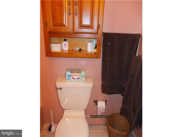 61 Hawk Road Levittown, PA 19056 - Photo 18 of 25 Bathroom