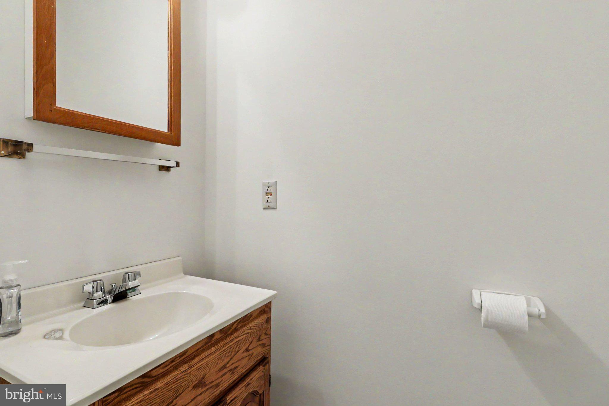685 South Middlesex Road Carlisle, PA 17015 - Photo 25 of 41 Gallery Image 25