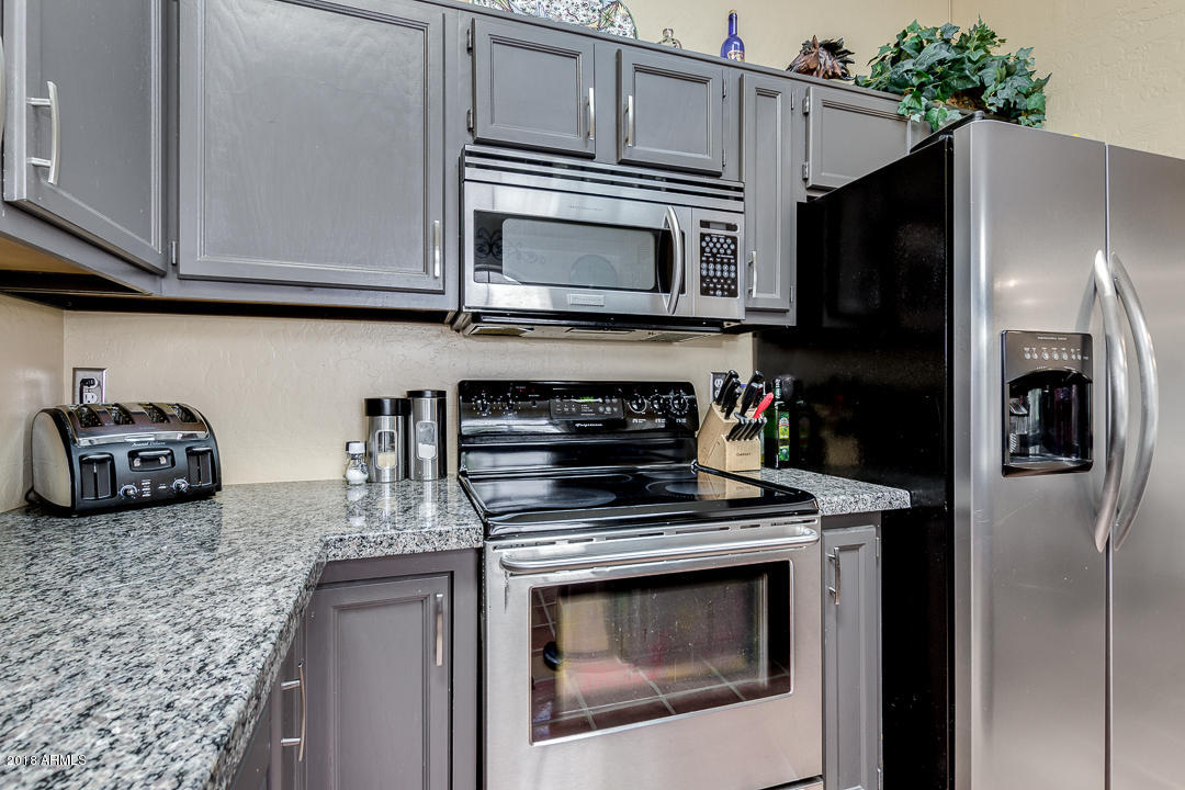2437 East Rockledge Road Phoenix, AZ 85048 - Photo 13 of 43 13-Rockledge