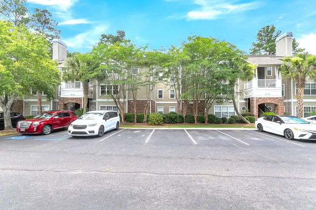 $1,700 | 188 Midland Parkway, Unit 412, Summerville, SC 29485