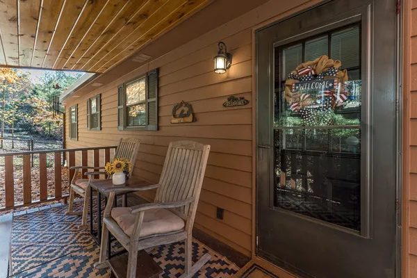 $299,500 | 9 Settlers Crossing Way, Murphy, NC 28906