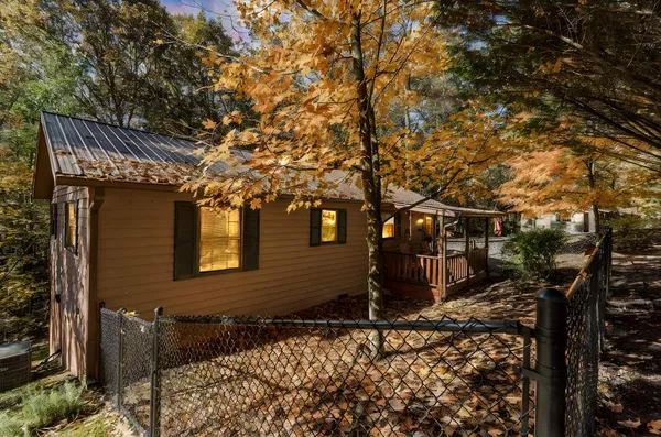 $299,500 | 9 Settlers Crossing Way, Murphy, NC 28906