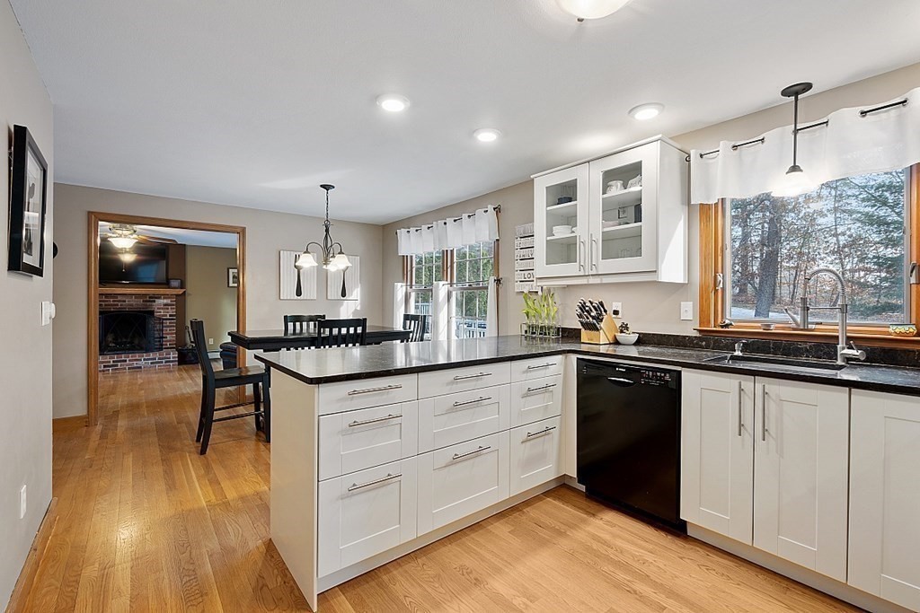3 Brookside Road Tyngsborough, MA 01879 - Photo 9 of 42 Gallery Image 9