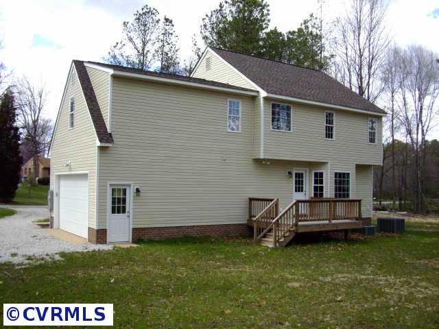 10561 Lunswood Road Chester, VA 23831 - Photo 3 of 5 Gallery Image 3