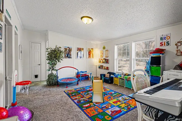 $269,900 | 100 West Dutch Street, Wolcottville, IN 46795