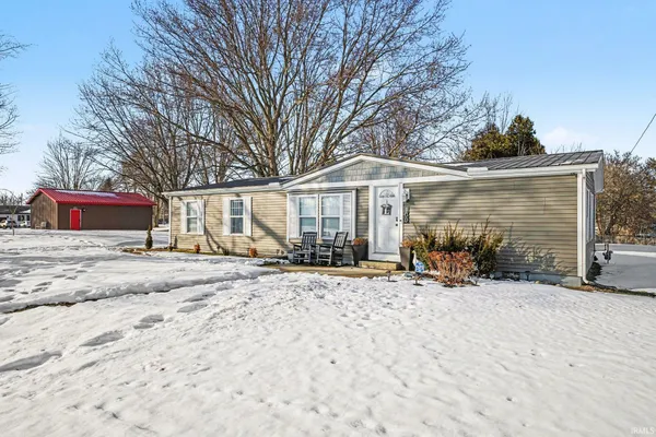 $269,900 | 100 West Dutch Street, Wolcottville, IN 46795
