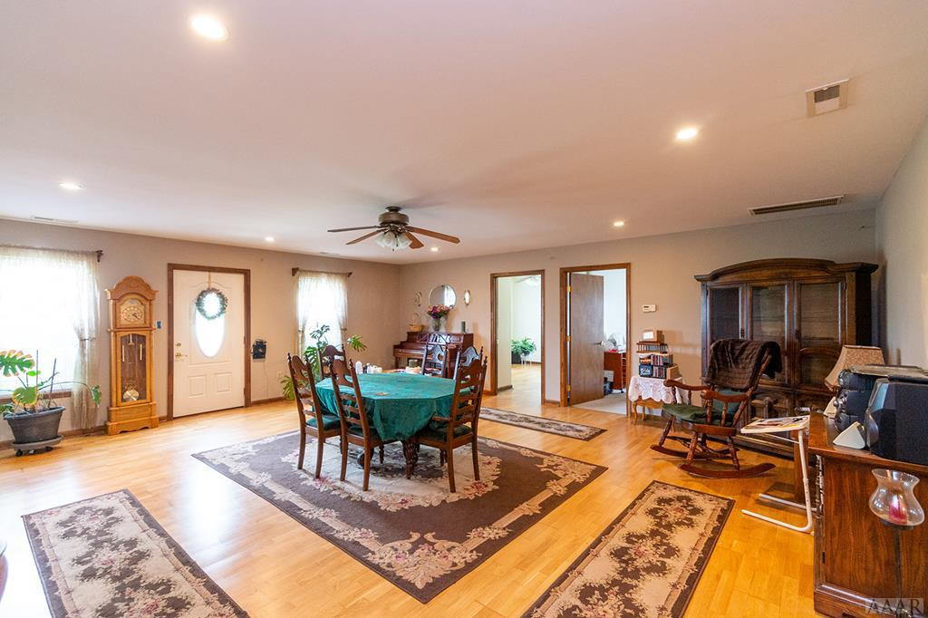 358 North Gregory Road Shawboro, NC 27973 - Photo 6 of 21 Gallery Image 6