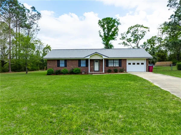 $214,900 | 3433 Pecan Lane, Blackshear, GA 31516