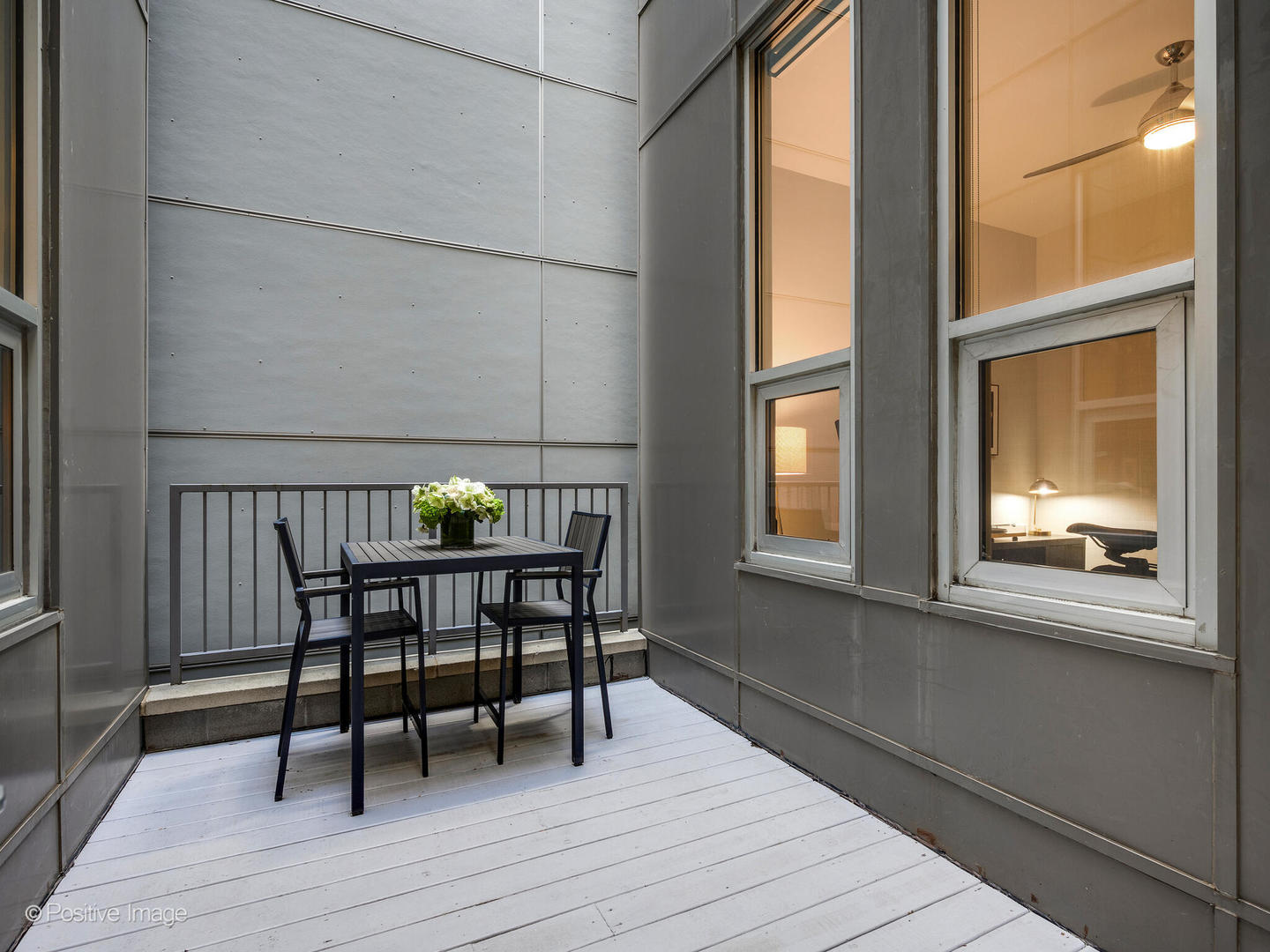 23 North Aberdeen Street, Unit 2N Chicago, IL 60607 - Photo 25 of 29 a view of a dining room with furniture and wooden floor