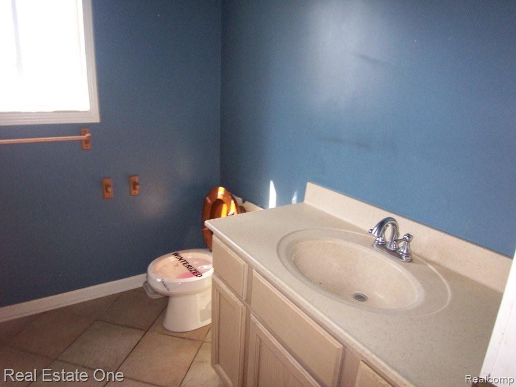 4493 Clifford Road Brighton, MI 48116 - Photo 22 of 22 Bathroom