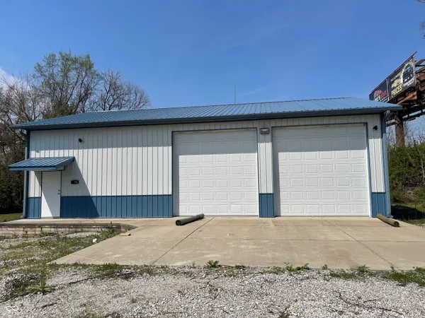 $175,000 | 2056 North 4th Street, Terre Haute, IN 47804
