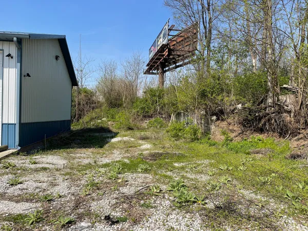 $175,000 | 2056 North 4th Street, Terre Haute, IN 47804