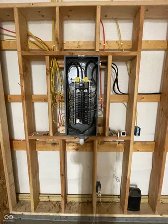 $175,000 | 2056 North 4th Street, Terre Haute, IN 47804