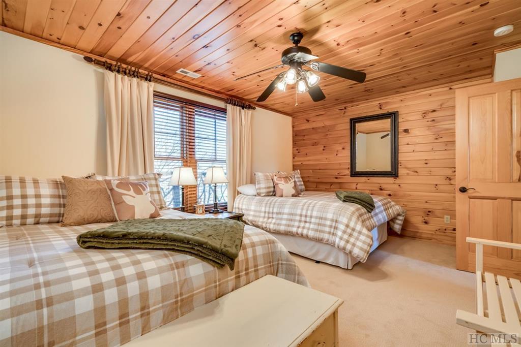 271 Rendezvous Ridge, Unit B Cashiers, NC 28717 - Photo 23 of 25 Gallery Image 23