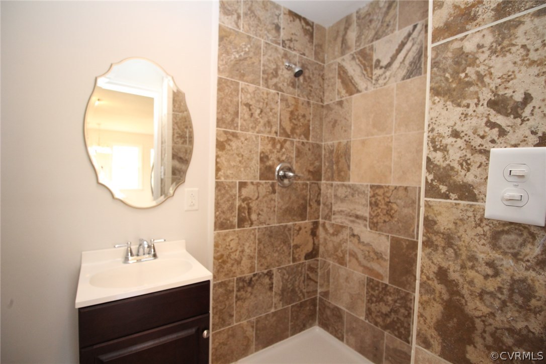 1332 Broad St Road Oilville, VA 23129 - Photo 8 of 12 Gallery Image 8