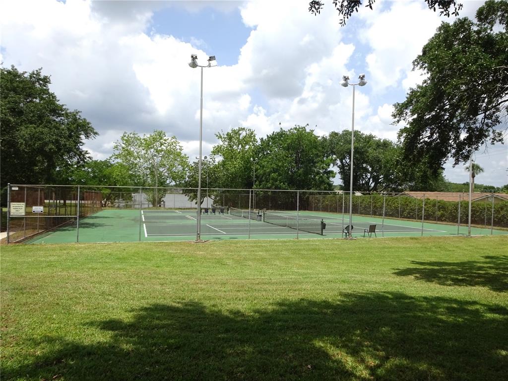 672 Post Oak Circle, Unit 106 Altamonte Springs, FL 32701 - Photo 18 of 21 a view of a park