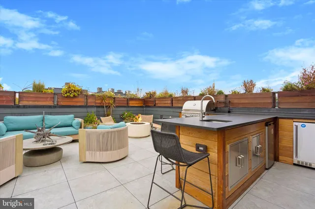 a close up of a street sign