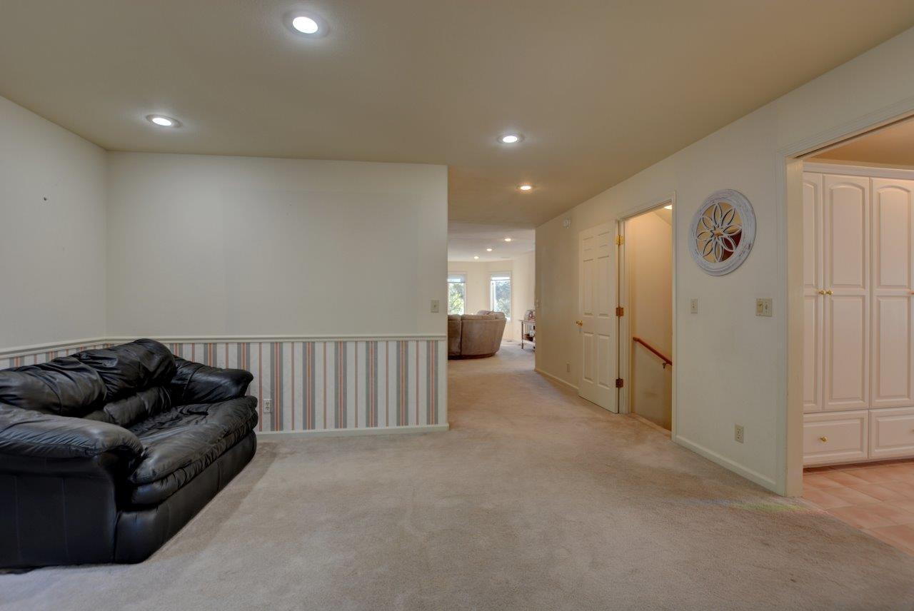 4401 Andrews Road Medford, OR 97501 - Photo 15 of 37 15