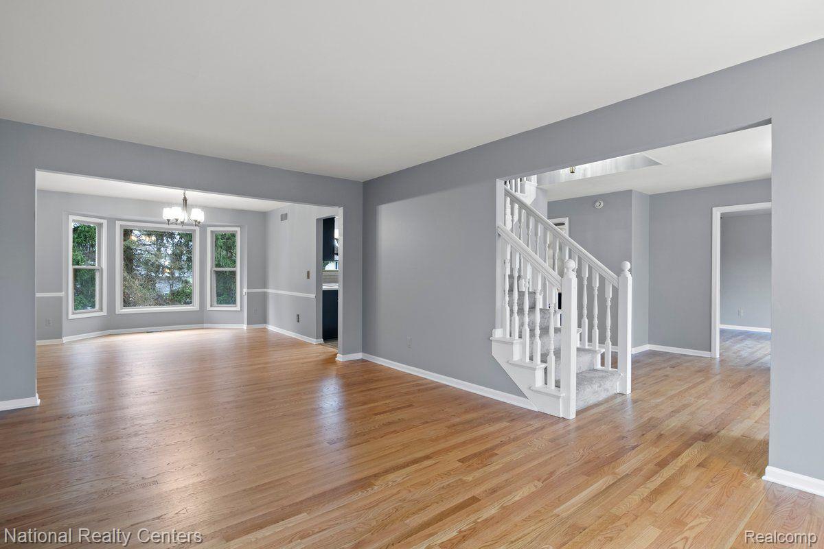 44489 Stone Road Novi, MI 48375 - Photo 3 of 19 Gallery Image 3