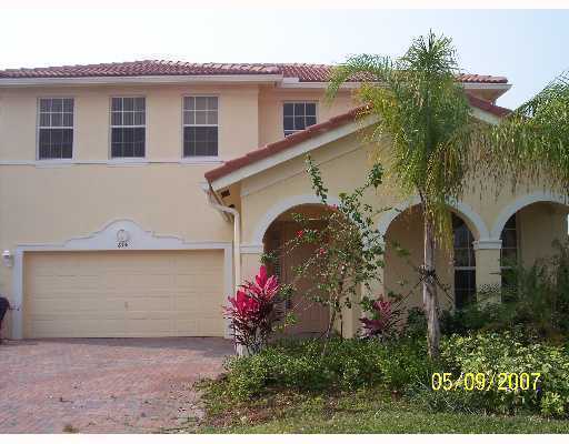 814 Southeast Warren Way Stuart, FL 34997 - Photo 1 of 1 Primary Photo