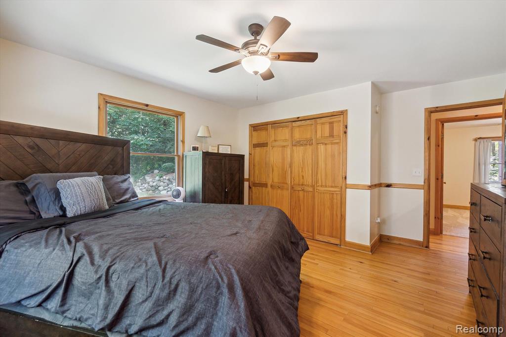 9126 Bennett Lake Road Fenton, MI 48430 - Photo 20 of 64