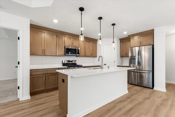 $399,900 | 512 Hunter Oaks Boulevard, Unit 901, Watertown, WI 53094