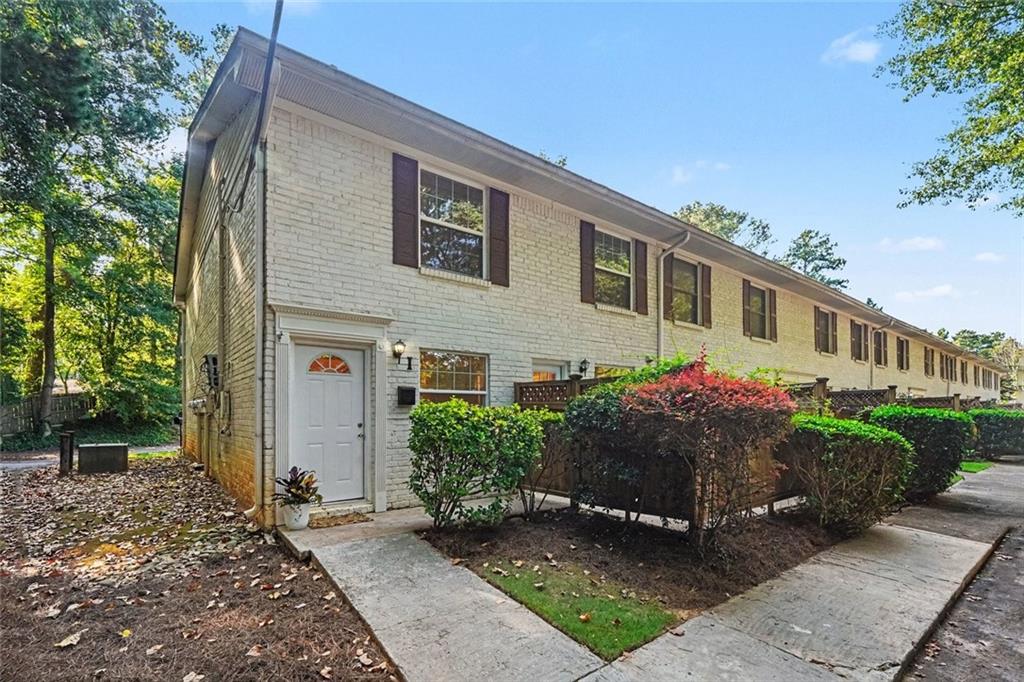 771 Jordan Lane, Unit I Decatur, GA 30033 - Photo 9 of 28 Gallery Image 9