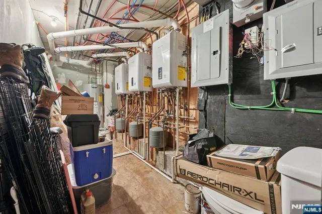 $974,900 | 717 16th Street, Union City, NJ 07087