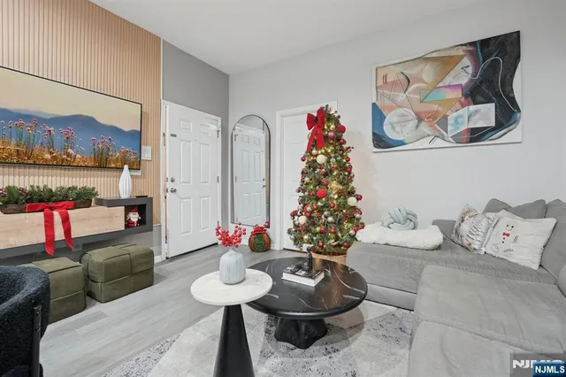 $974,900 | 717 16th Street, Union City, NJ 07087