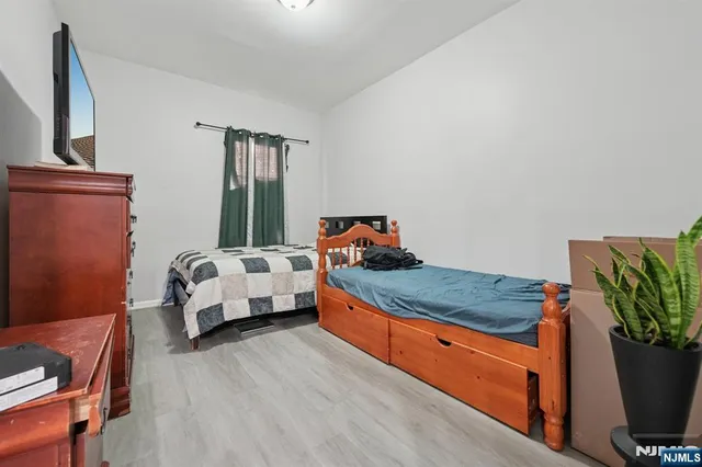 $974,900 | 717 16th Street, Union City, NJ 07087