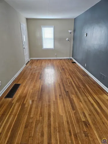 $119,500 | 2204 Southwest Kensington Court, Topeka, KS 66606