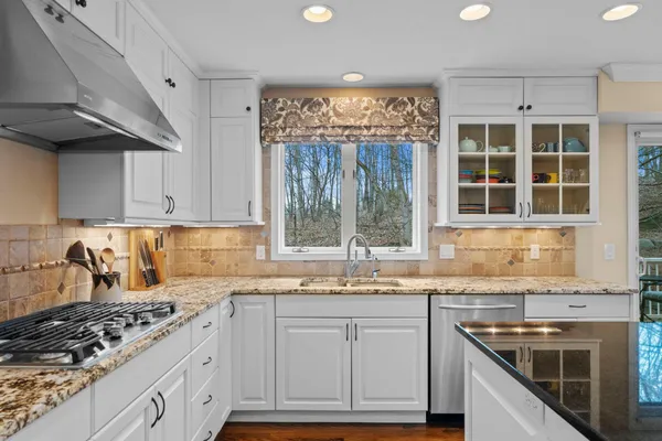 $749,900 | 4285 Rosewood Lane North, Plymouth, MN 55442