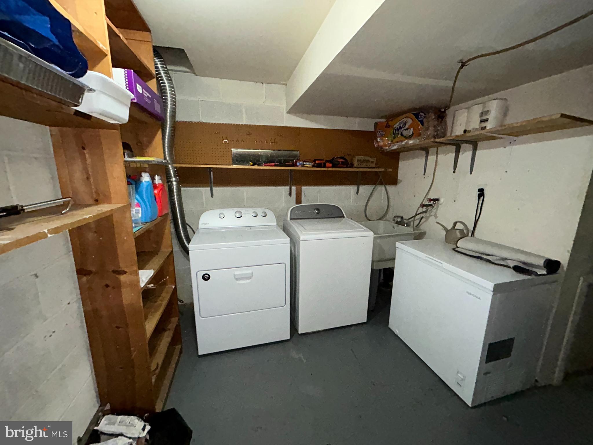 9456 Merryrest Road Columbia, MD 21045 - Photo 25 of 28 Laundry Room