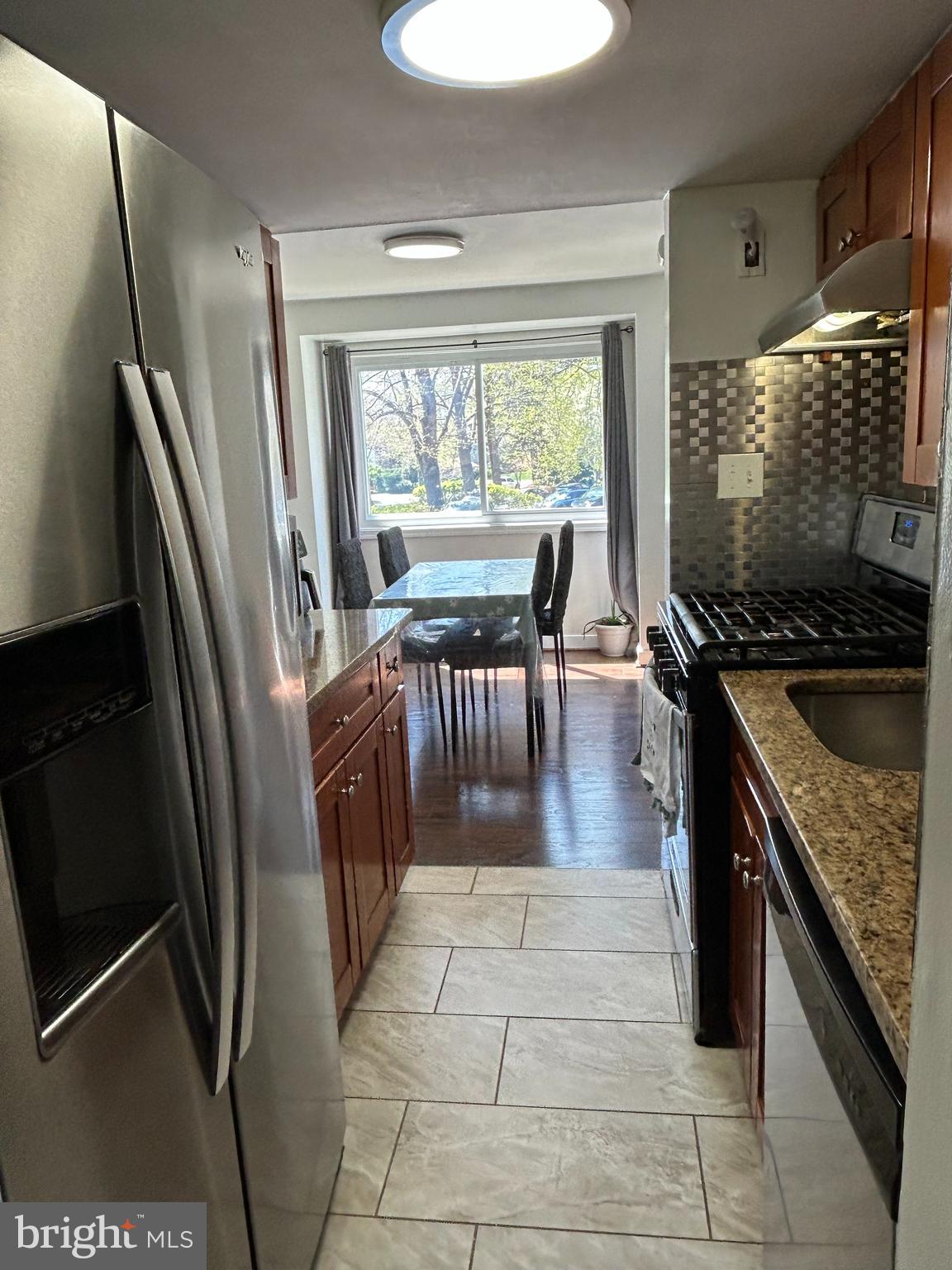 9456 Merryrest Road Columbia, MD 21045 - Photo 9 of 28