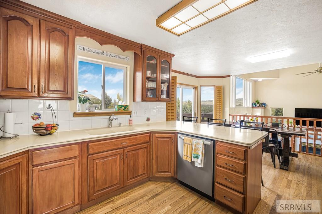 850 Spy Glass Point Pocatello, ID 83204 - Photo 11 of 68 Kitchen