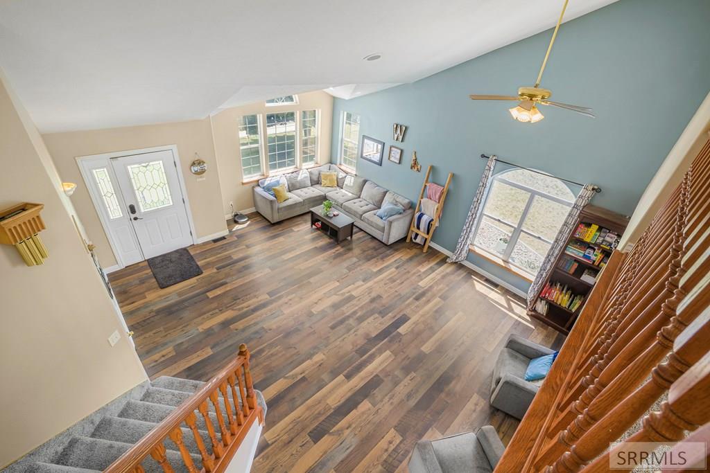 850 Spy Glass Point Pocatello, ID 83204 - Photo 32 of 68 Family Room View