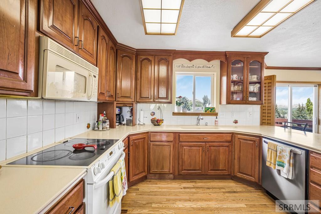 850 Spy Glass Point Pocatello, ID 83204 - Photo 10 of 68 Kitchen