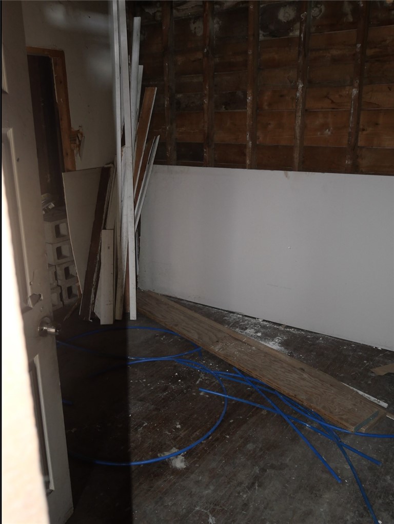 286 Weaver Street Rochester, NY 14621 - Photo 8 of 9